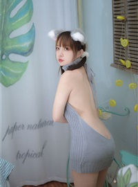 Nisa NO.011 Pet girl Private home backless sweater(5)